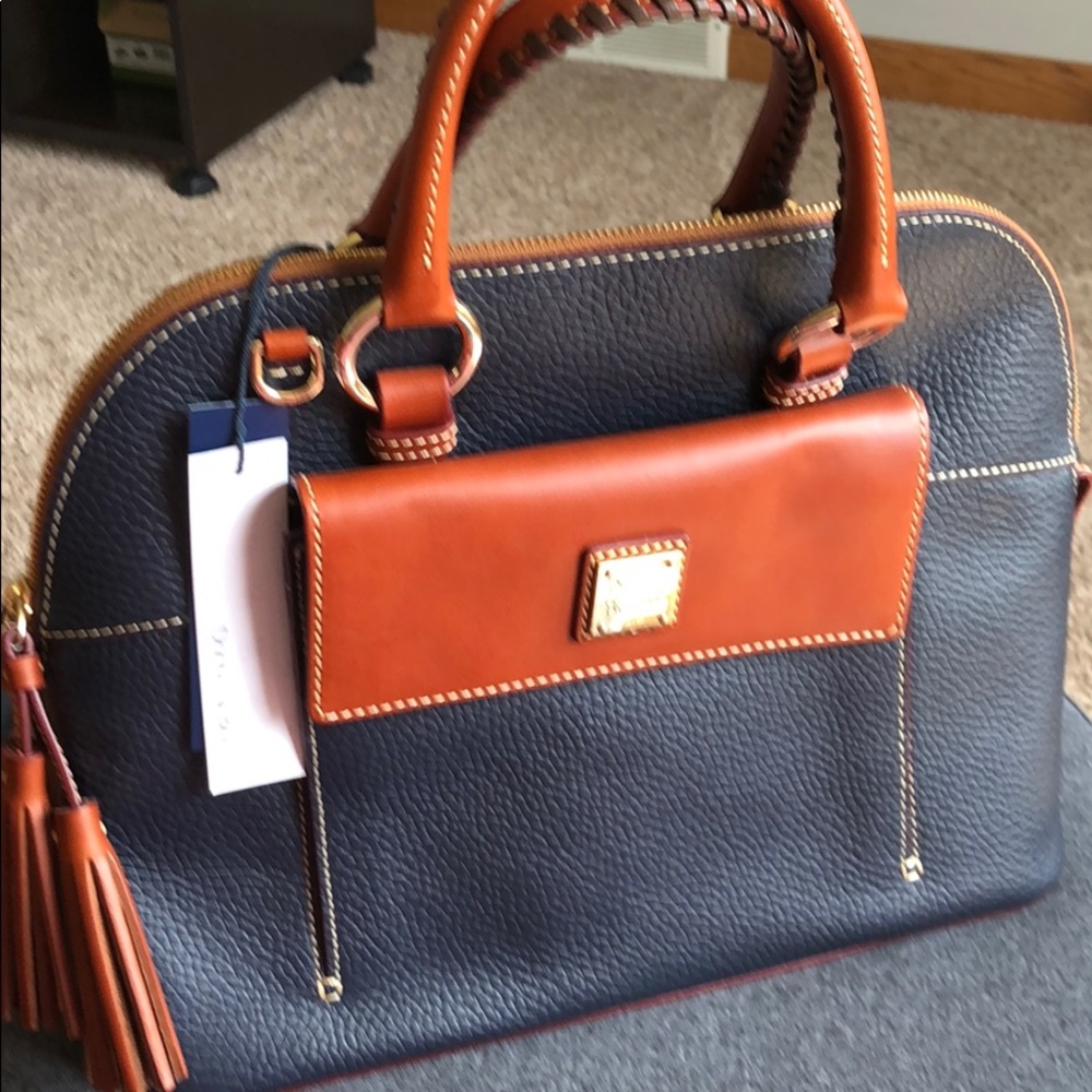 Dooney & Bourke purse